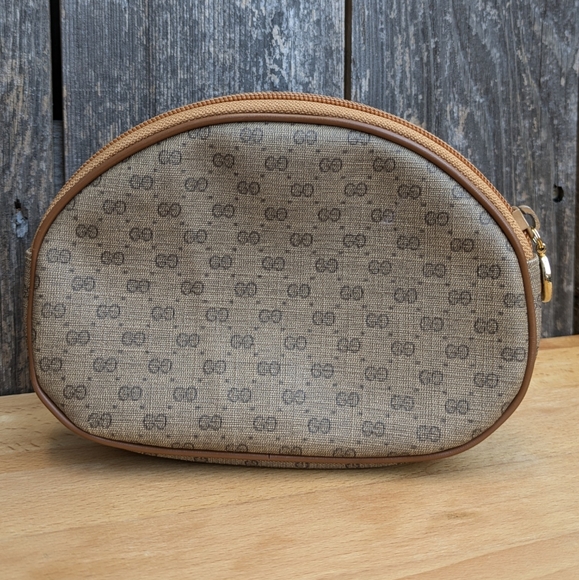 Gucci Vintage GG Supreme Pouch, Luxury Designer Small Pouch Bag Vanity Case - Picture 3 of 11